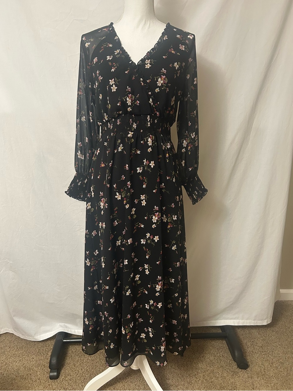 Madewell Dress Black With Floral Design Size Small